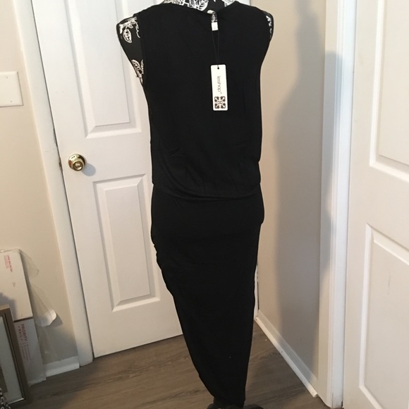 Black Maxi Dress with ruched side - Picture 3 of 3